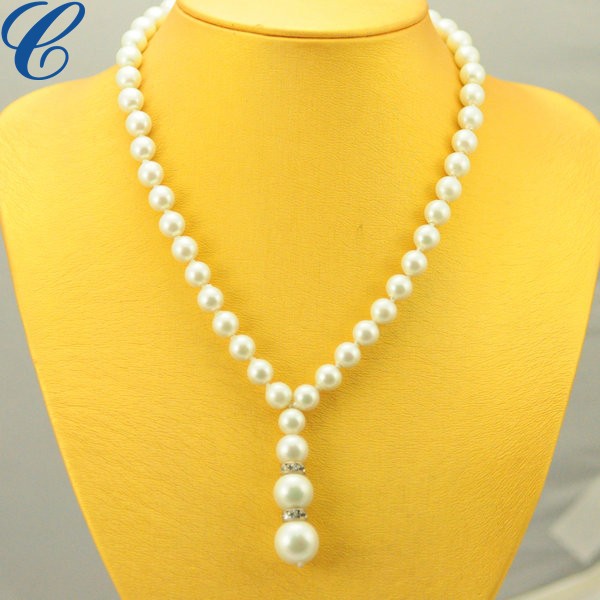 necklace e.jpg