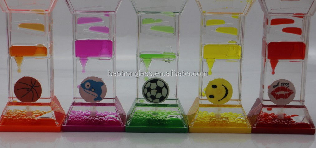 ギフト・工芸品おもちゃのプラスチック製のフットボール内側の液体砂時計の砂のタイマー問屋・仕入れ・卸・卸売り