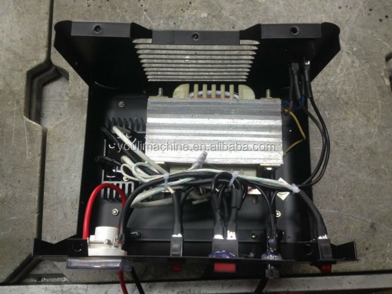 バッテリ充電器のブースト12v/24vdfc-50問屋・仕入れ・卸・卸売り