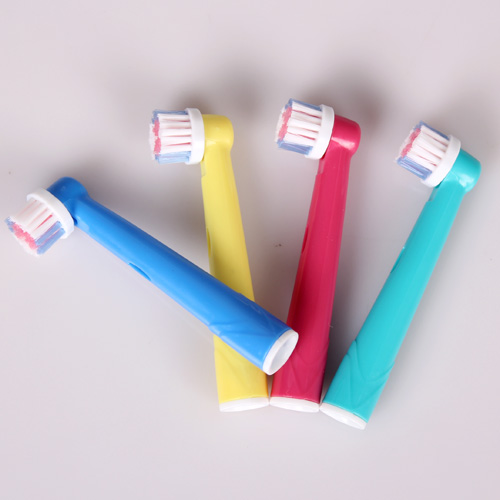 色の電動歯ブラシヘッドが中立パッケージ4pcs/seteb-17a歯ブラシのヘッド問屋・仕入れ・卸・卸売り