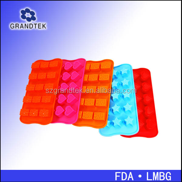 100 pcs re-useable Silicone 12pcs animals cake mold muffin cupcake, mould cake decoration