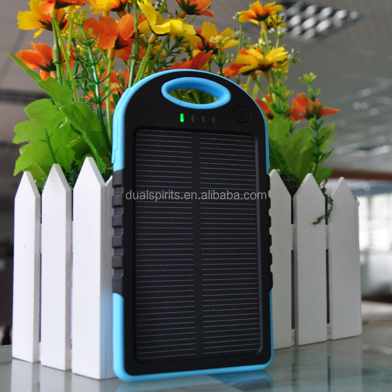 ソーラーパネル充電器5000mahの雨- 耐性や汚れ/耐震性ポータブル充電器デュアルusbポートバックアップ外付けバッテリーパワーパック問屋・仕入れ・卸・卸売り
