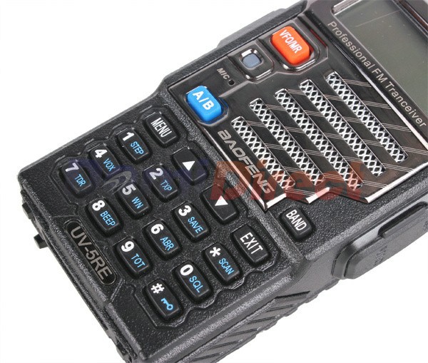 Baofeng UV-5RE Dual-Band 5W vhf uhf Handheld Interphone FM Ham Two-way Radio Walkie Talkie (5)