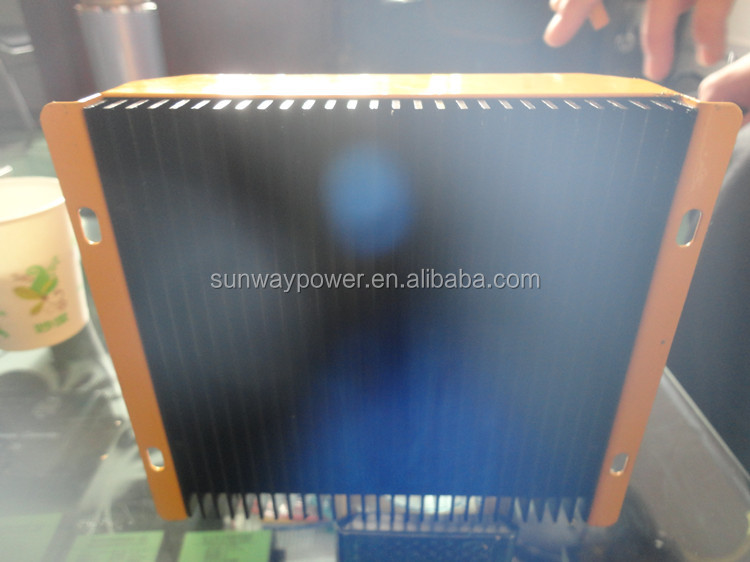 最高の工場出荷時の12v24v30alifepo4のソーラー充電コントローラでここに問屋・仕入れ・卸・卸売り