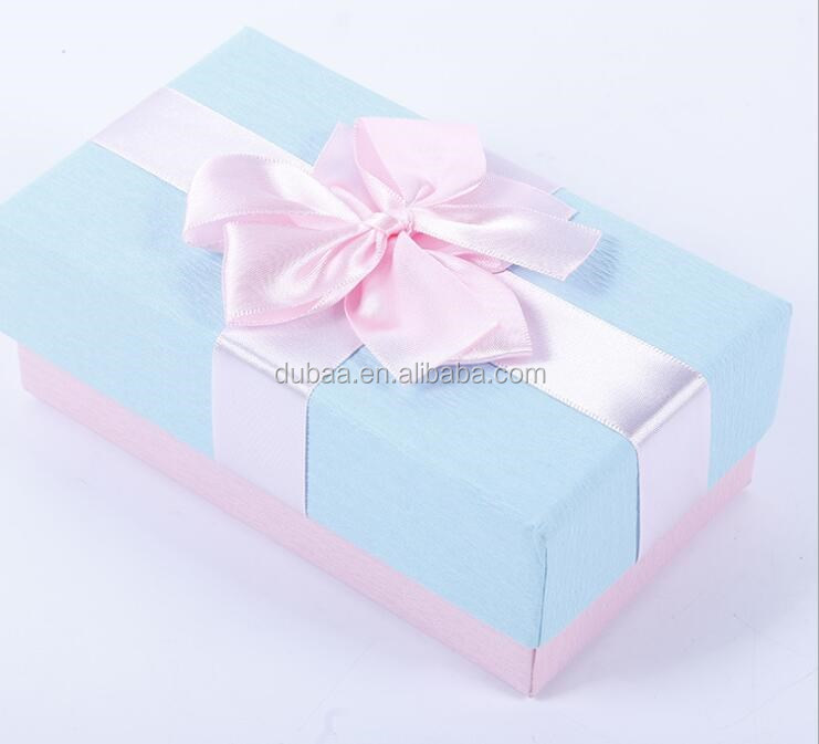 RIBBON GIFT BOX.jpg