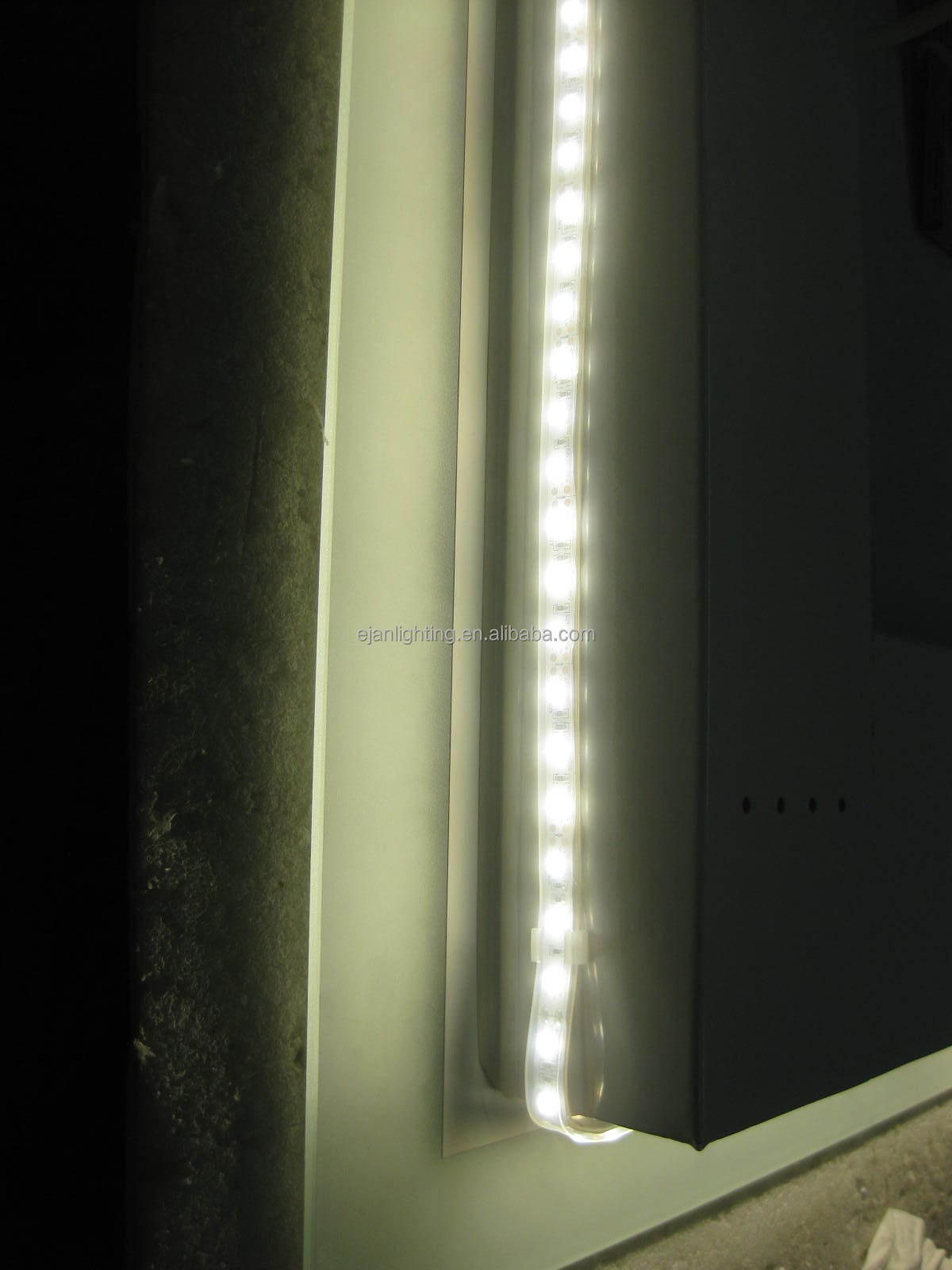 etlled照明付きのバスルームの鏡とcetl証明書問屋・仕入れ・卸・卸売り