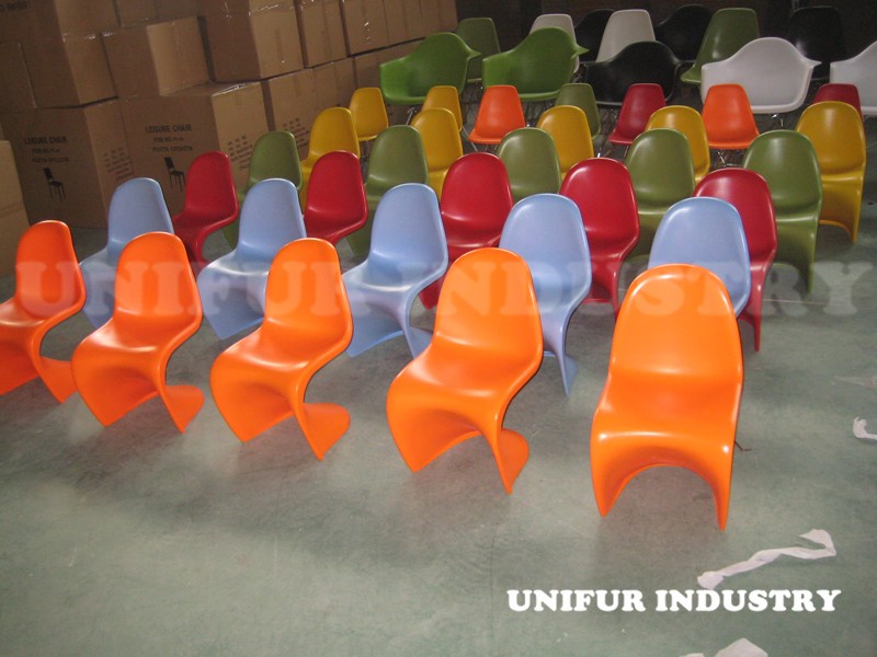 最も人気の人間工学に基づい た セーフ abs子レプリカ商業子供椅子付き ロット色仕入れ・メーカー・工場