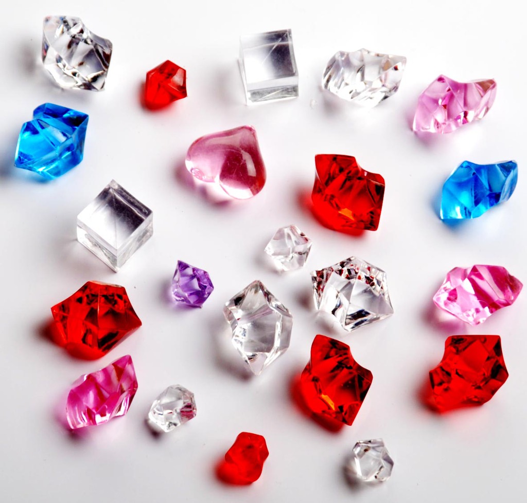 2.5*2cm RED Acrylic Crushed Ice Rocks, Diamond Fake Gems