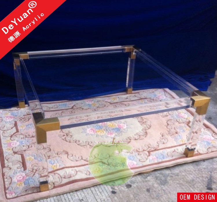 Acrylic Table (1).jpg