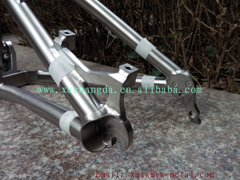 Titanium suspension bike frame19.jpg