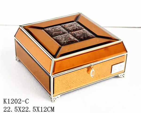 high quality vintage design jewelry box with good offer