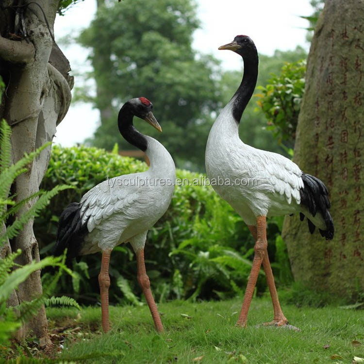 Garden-Hotel-decoration-decorations-ornaments-rockery-gardens-Animals-resin-crafts-oversized-red-crowned-cranes.jpg