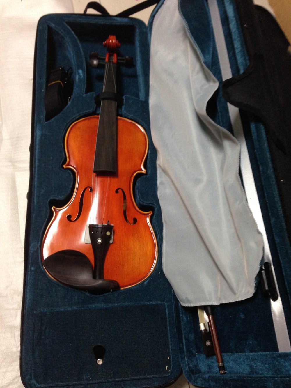 学生バイオリン黒檀パーツ、無垢材バイオリンでナチュラル炎、4/4バイオリン仕入れ・メーカー・工場
