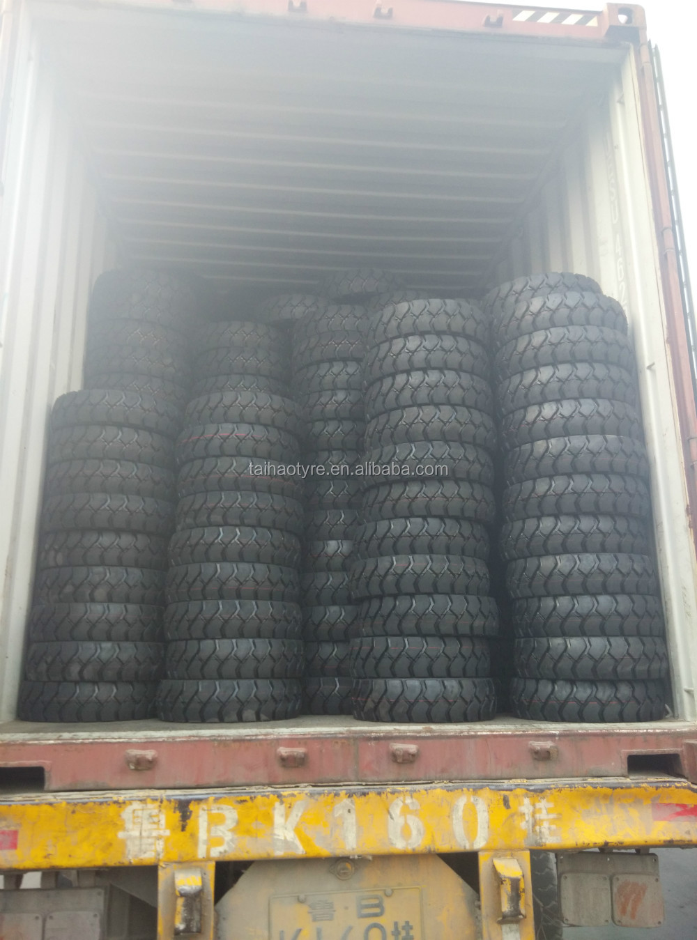 中国工場トップタイヤサイズ28x9- 1527x10- 12250-158.25から157.00〜126.50-106.00から95.00- 8産業用フォークリフトタイヤ仕入れ・メーカー・工場