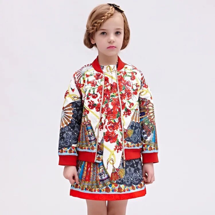 最新のホット2015赤ちゃんの冬の衣類の子供の女の子の花のプリントの冬コートジャケット仕入れ・メーカー・工場