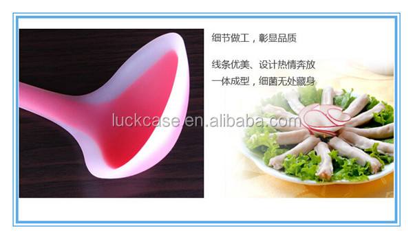 ダブルカラーシリコンキッチンツール/foodグレードのシリコンのキッチン用品問屋・仕入れ・卸・卸売り