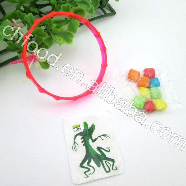 2014 Hot Sale Candy Toy!Chewing Gum With Bracelet Toy,Bracelet Toy Candy