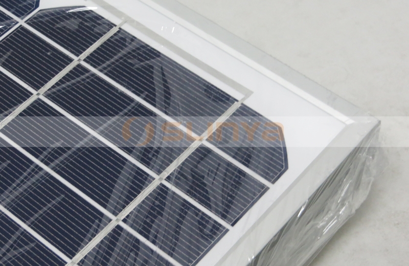 15 w solar lamp 8027 150414 (17).JPG