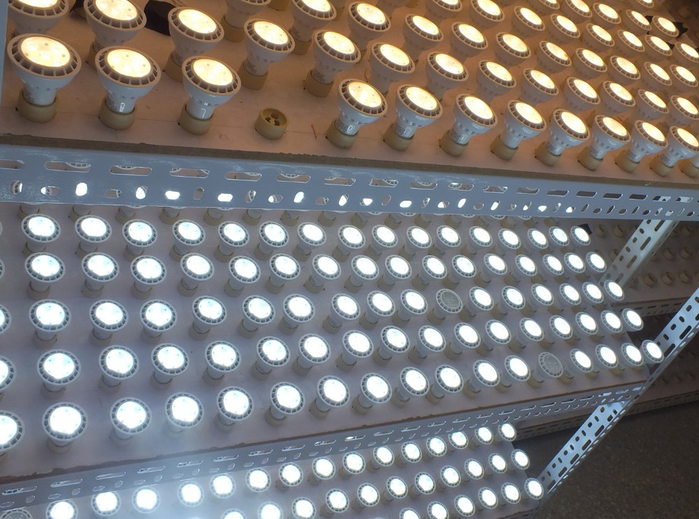 良い価格smd30305wgu10led電球調光可能な問屋・仕入れ・卸・卸売り