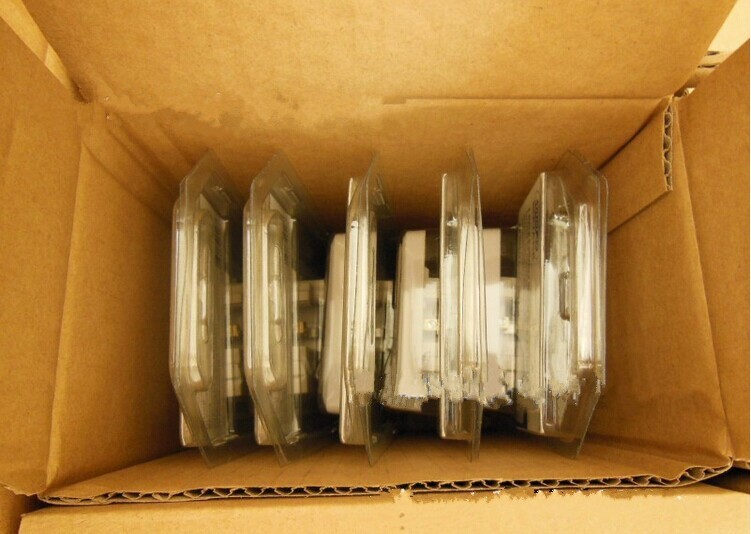工場促進高品質用英国プラグ付きusbソケット5v1aダブルusbポートソケット仕入れ・メーカー・工場