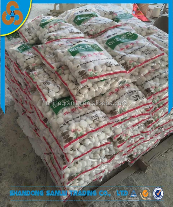garden decoration pebble.jpg