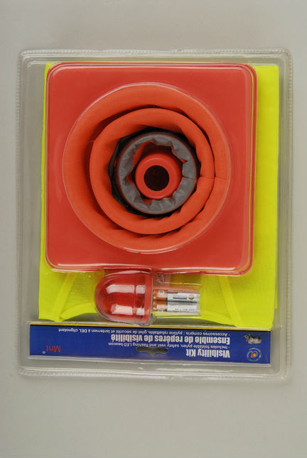 使用される折りたたみトラフィックコーンa65交通安全コーン問屋・仕入れ・卸・卸売り