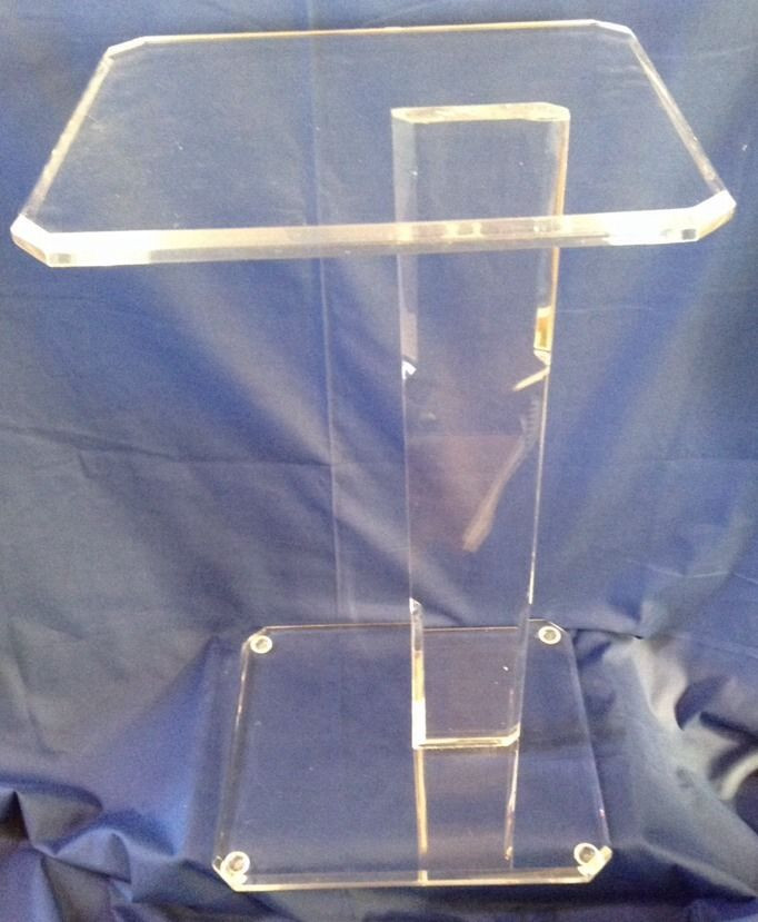 clear-acrylic-lucite-plexiglass-sofa-table-3.JPG