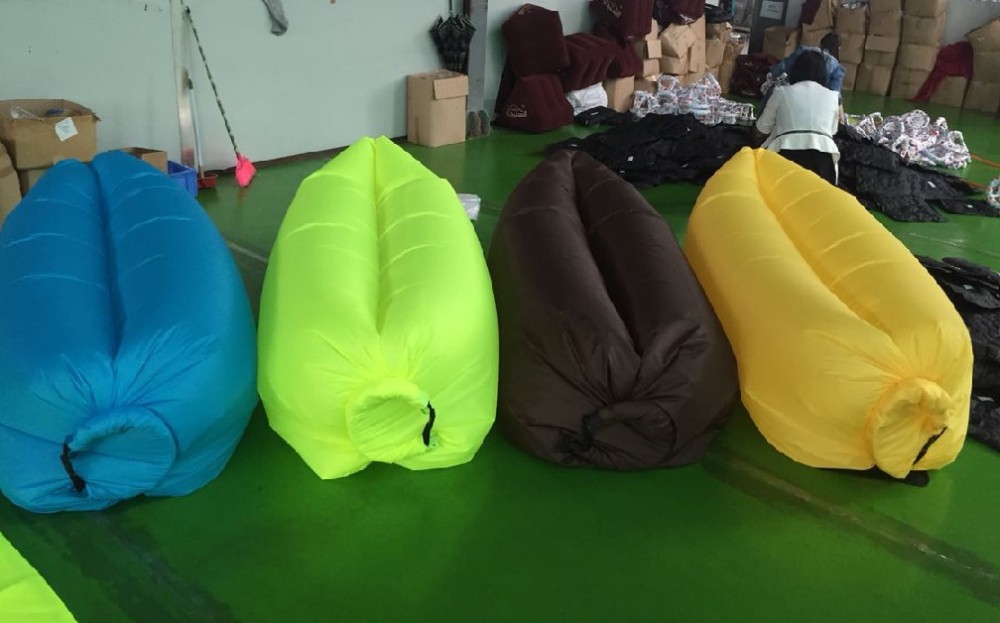 新製品ナイロン生地インフレータブル寝袋/クッション、たまり場ソファ/バッグ、屋外怠惰な寝袋仕入れ・メーカー・工場