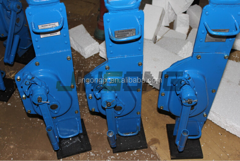 mechanical jack24