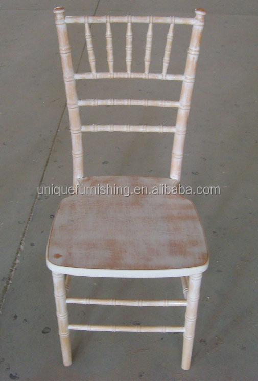 使用ゴールド木材キアヴァリ椅子スタック安い宴会椅子用販売仕入れ・メーカー・工場