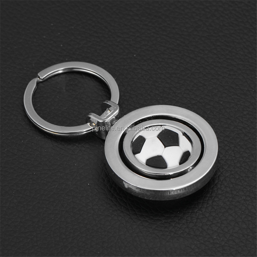 Zinc alloy top quality soccer metal keychain,with keychain ring for wholesale.jpg