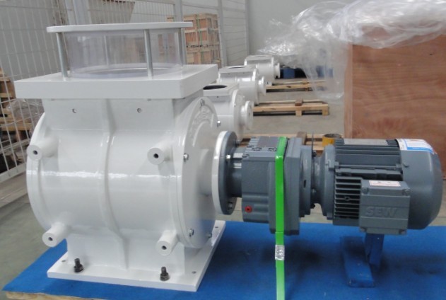 The rotary airlock valve under cyclone for beans processing