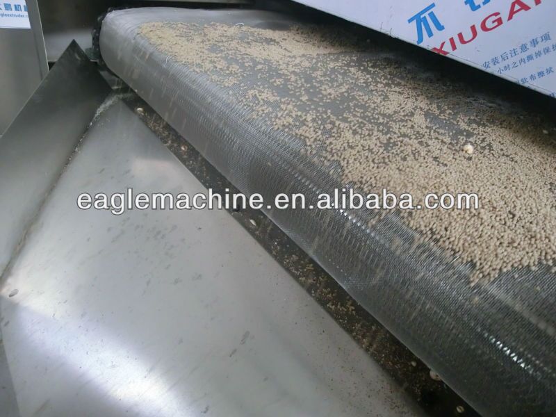 fish food pellet7.jpg