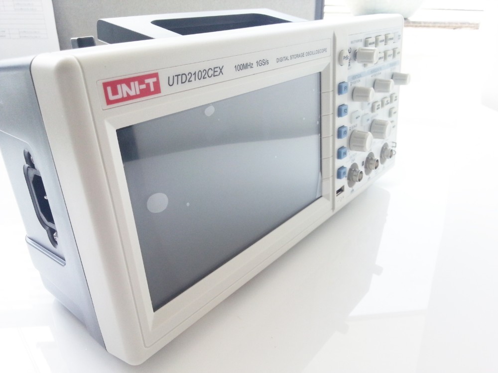 UTD2102CEXデジタルusbオシロスコープ100 mhz 2チャネル1gsa/s 7 'tft液晶800 × 480仕入れ・メーカー・工場