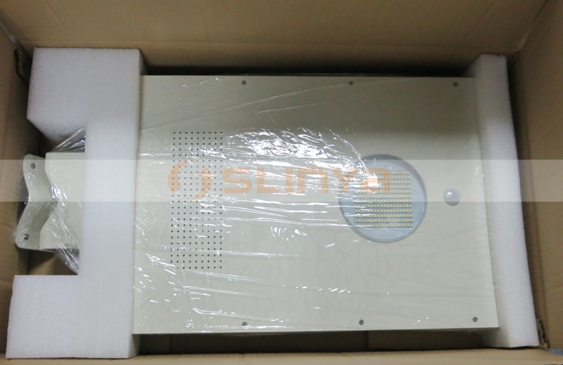 15 w solar lamp 8027 150414 (1).JPG