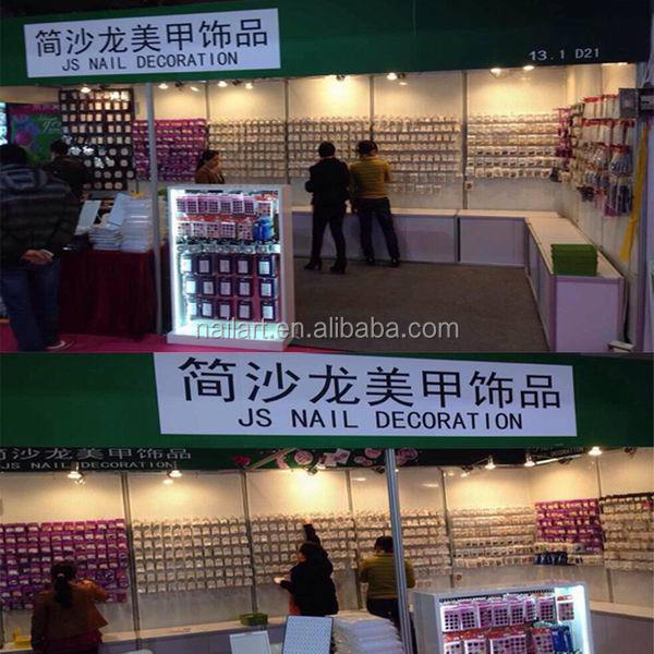 ファッション黒のクロスfe68卸売まつげ自然毛髪製品アップまつげ用の化粧品問屋・仕入れ・卸・卸売り