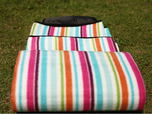 most comfortable picnic blanket