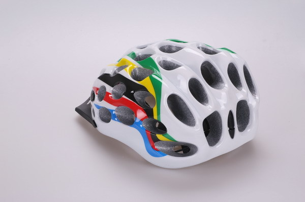 プロフェッショナル大人の自転車ヘルメット付きブラックeps仕入れ・メーカー・工場
