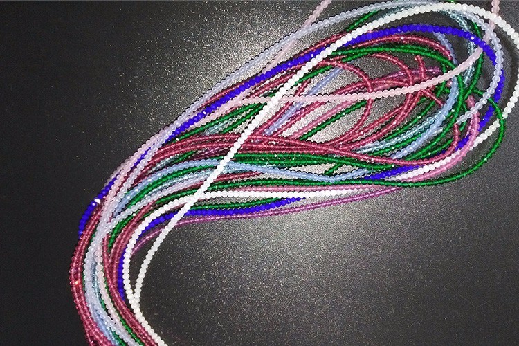 glass beads strand.jpg