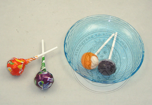 Three Flavor Fruit Tattoo Bubble Gum Filled Yogueta Lollipop Candy