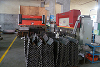 カスタムメイドの金属製の高品質の90度コーナーアングルブラケット 問屋・仕入れ・卸・卸売り