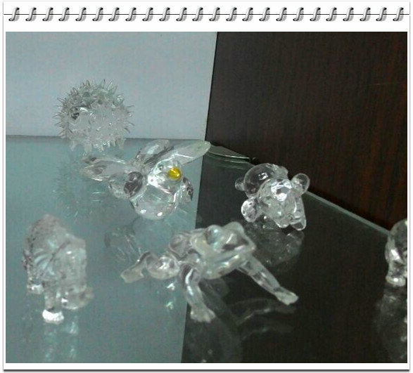 カスタム形状のディスプレイアクリルのプレキシガラスの装飾の人形プラスチック問屋・仕入れ・卸・卸売り