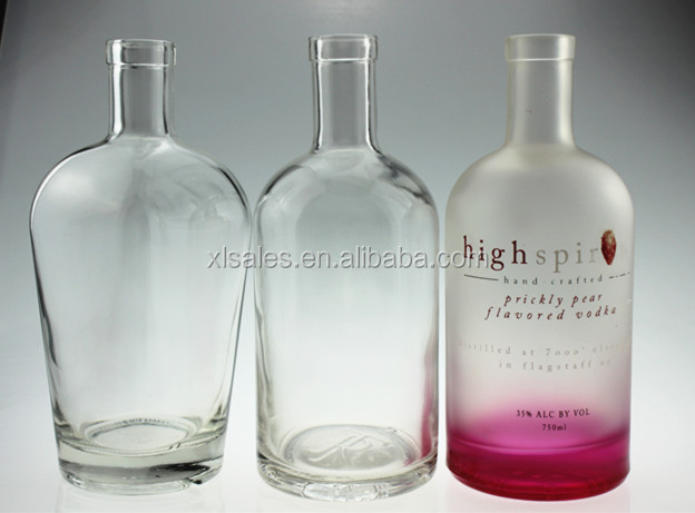750 ML CRYSTAL GLASS BOTTLES FOR GIN/RUM/WHISKY