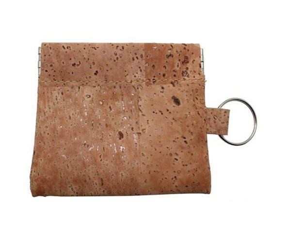BOS160116 cork coin purse (1).jpg