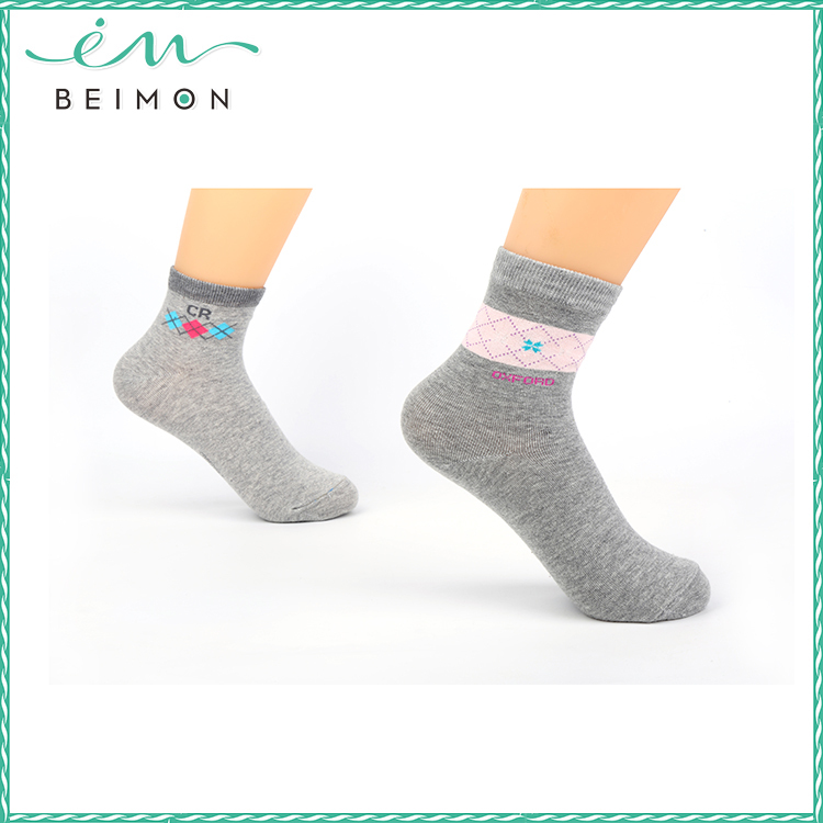 Online shopping socks With over 2, awesome socks to choose from, you can rock cool socks that make any outfit as colorful as your personality. You sure love novelty socks! See your account details and order history at The Sock Drawer.