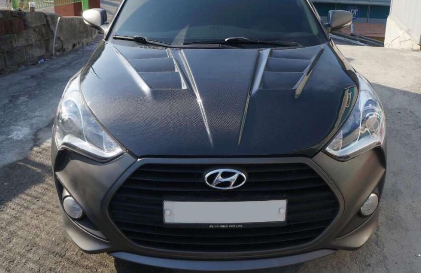 veloster hood 1.jpg