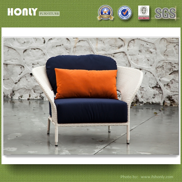 Modern dining arm chair white rattan arm chair patio restaurant