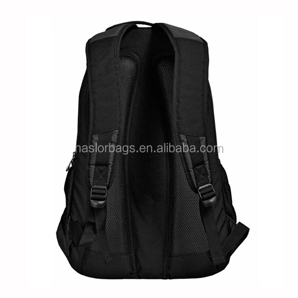 2015 Wholesale fashionable mens travel backpack bag