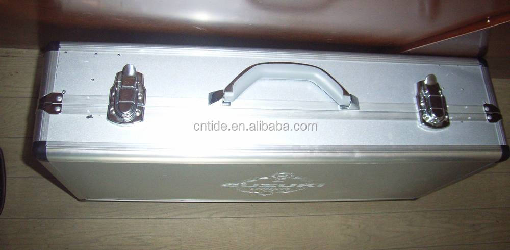 aluminum case.jpg