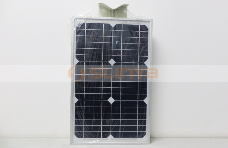 15 w solar lamp 8027 150414 (6).JPG